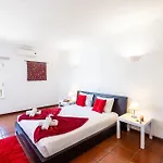 Villa Saint Lucia - Com Acesso A Piscina E Bbq Em Albufeira