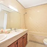 Villa Saint Lucia - Com Acesso A Piscina E Bbq Em Albufeira 阿尔布费拉