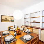 Villa Saint Lucia - Com Acesso A Piscina E Bbq Em Albufeira 别墅 *